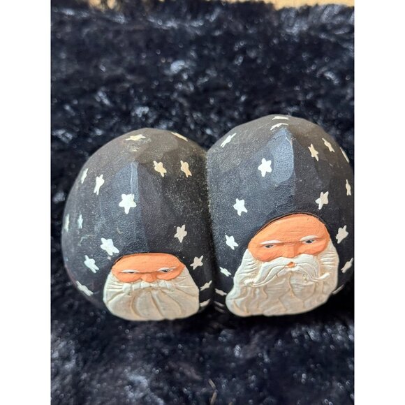 Hand-Carved Wooden Santa Figurines With Starry Black Cloaks & Long White Beards - Picture 6 of 9